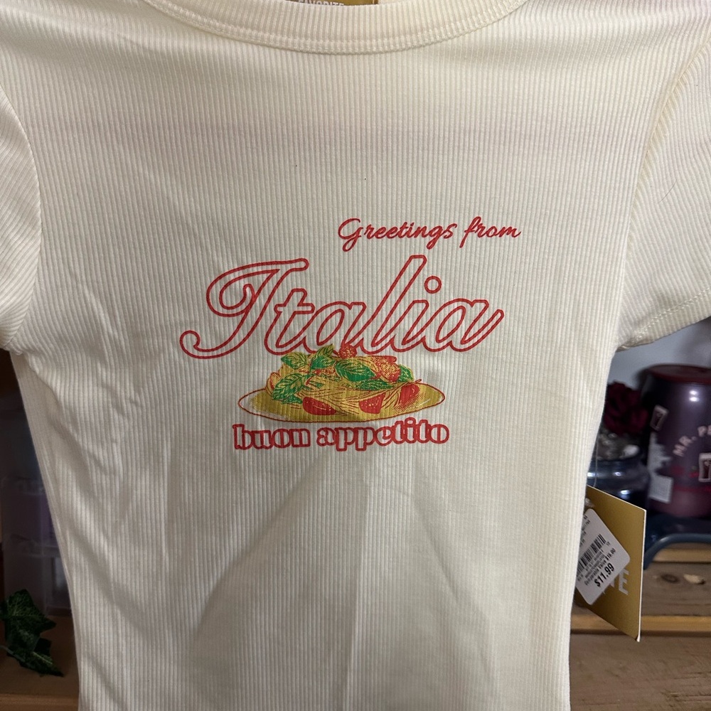 124. Italia Graphic Tee